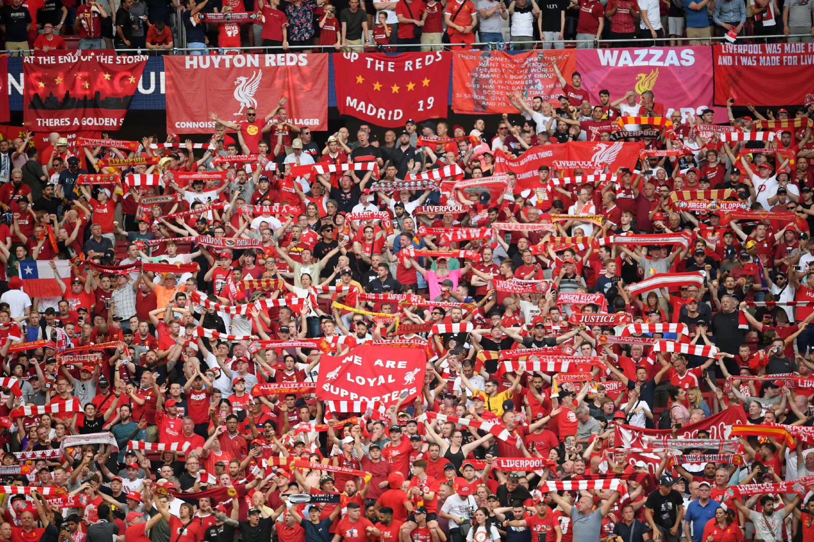 多纳鲁马：下半场踢得实在太差了，我们不能只踢45分钟（多纳鲁马：下半场表现糟糕，比赛不能只踢半场）