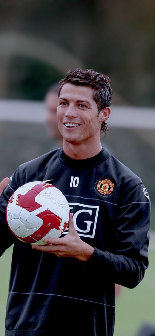 南野拓实：佐野海舟的传球很棒；我们本场战术重点就是抢开局（南野拓实赞佐野海舟传球出色：本场战术重在抢开局）