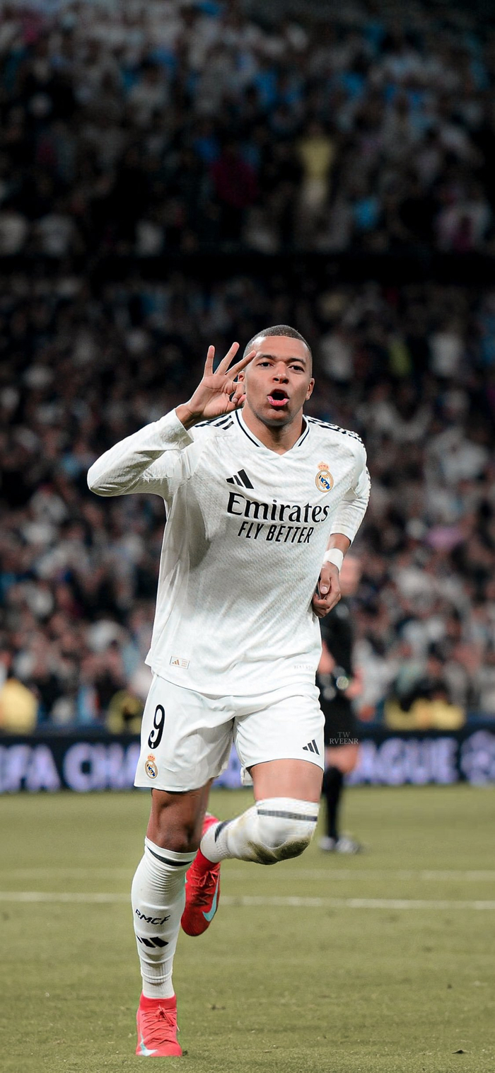 申花3-1津门虎连续两年屈居亚军，李嗣镕首秀即破门，吴曦点射（申花3-1力克津门虎，连续两季屈居亚军；李嗣镕首秀破门、吴曦点射建功）