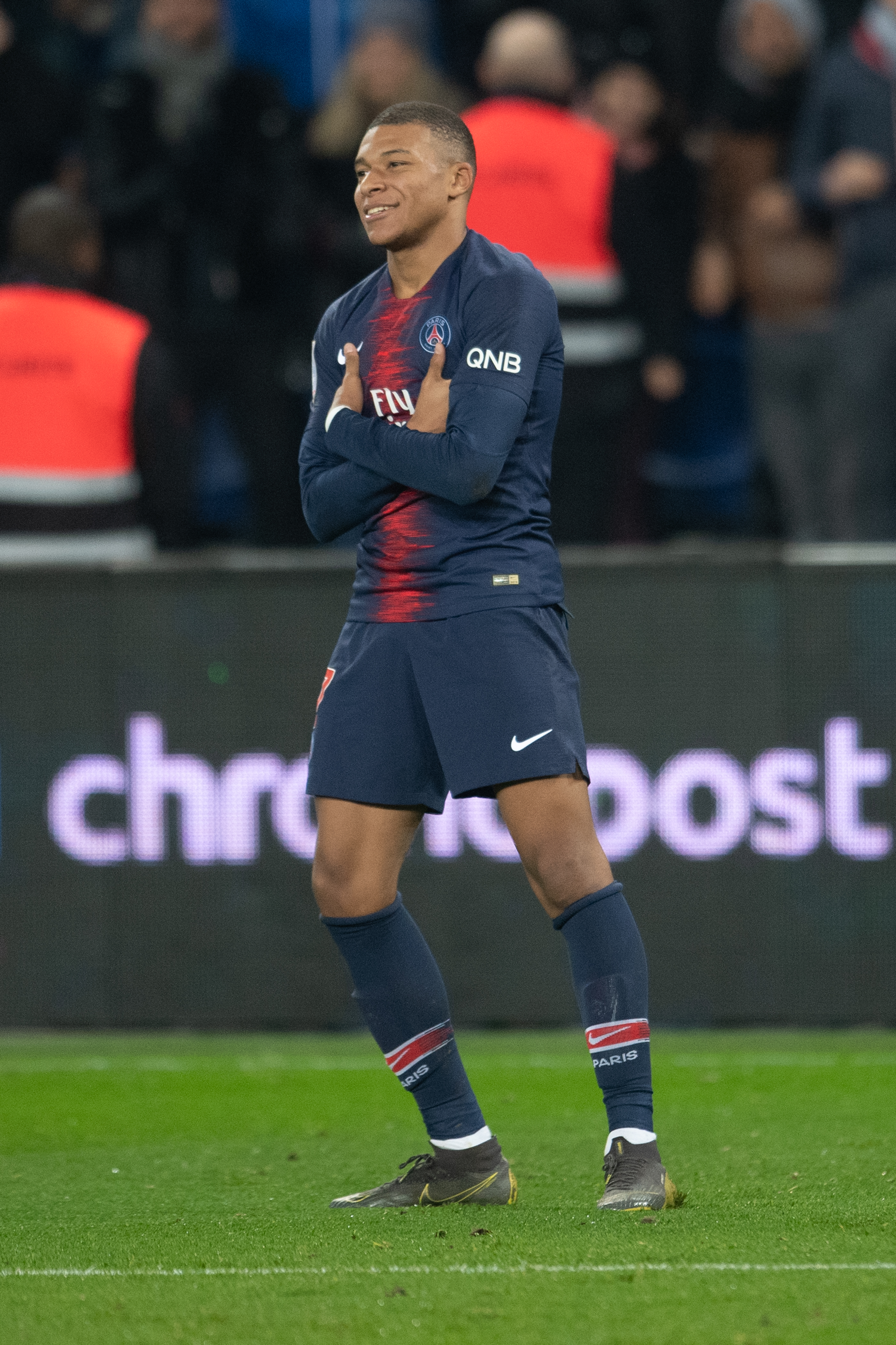 CBA：青岛队强势发挥 主场击败上海（CBA：青岛主场发威 力克上海队）