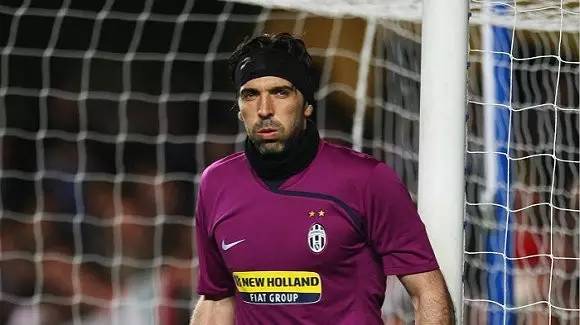 澳超官方：中央海岸水手vs悉尼FC因雷电天气推迟1个小时开球（澳超通告：受雷电影响，中央海岸水手对悉尼FC开球时间延后1小时）