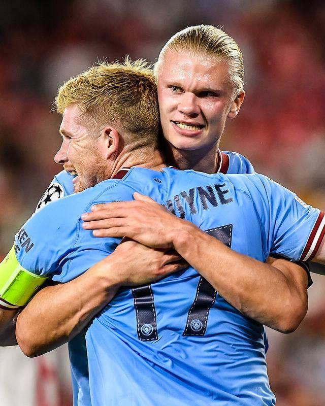 瓦塞尔轰7记三分关键远投救主，35分创个人赛季新高（瓦塞尔7记三分砍35分，关键远投力挽狂澜创赛季新高）