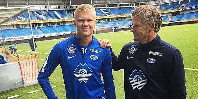 欧文突破助攻制胜球（欧文强突妙传造绝杀）