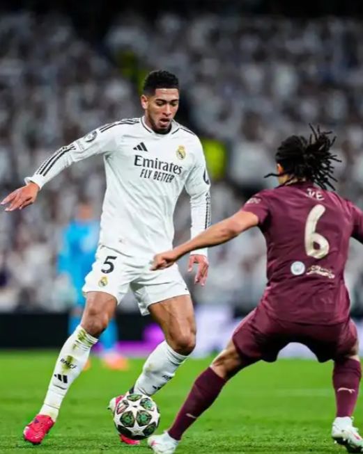 波兰主帅：莱万能在11月出场；巴萨和弗里克没对他感到不满（波兰主帅：莱万11月可出战，巴萨与弗里克并无不满）