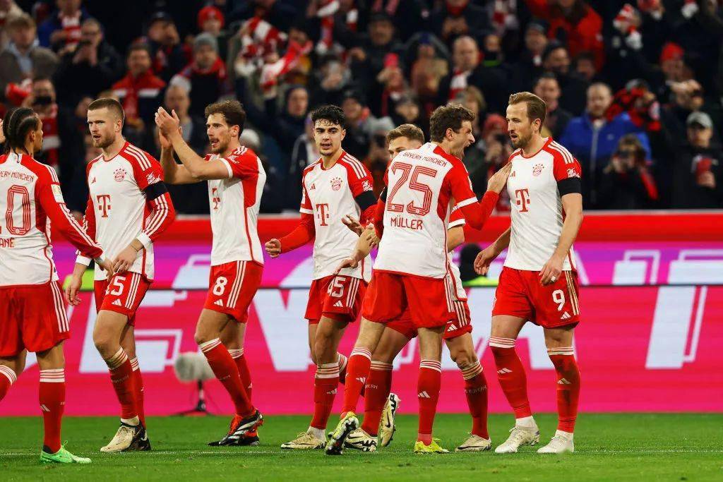 记者：申花今日奔赴天津，战津门虎应该会面临破密集防守难题（申花今日做客天津，撬开津门虎密集防线或成最大考验）